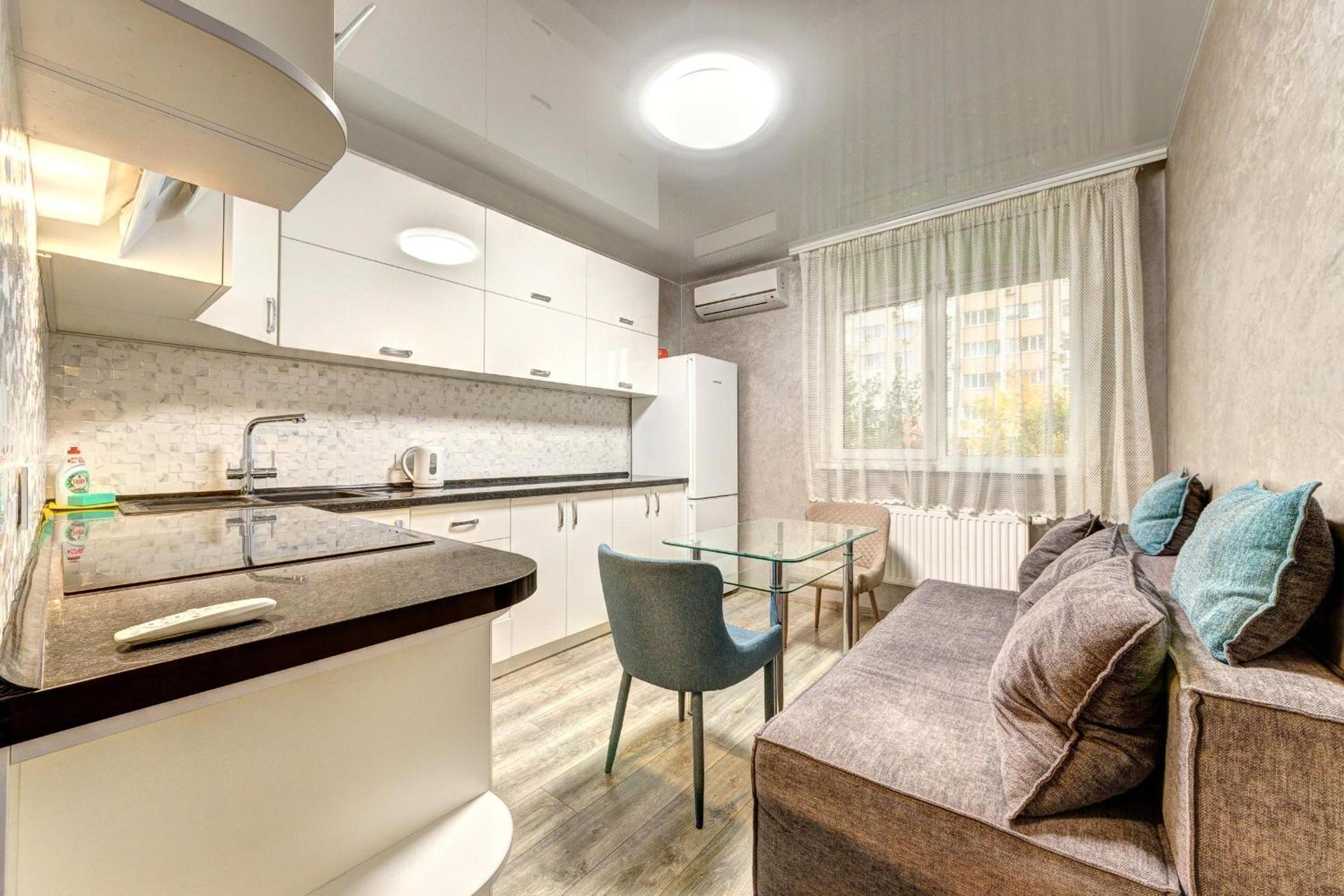 Apartment Voskresenska 18 , Парковые Озера Kiev Ruang foto