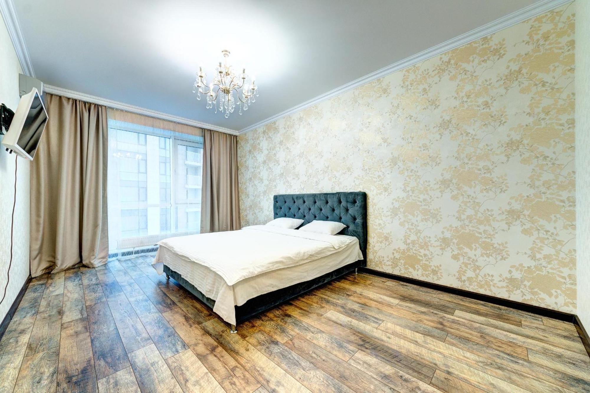 Apartment Voskresenska 18 , Парковые Озера Kiev Ruang foto