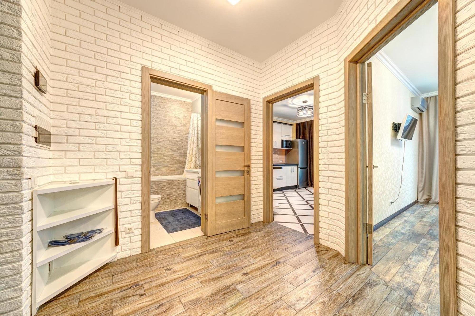 Apartment Voskresenska 18 , Парковые Озера Kiev Ruang foto