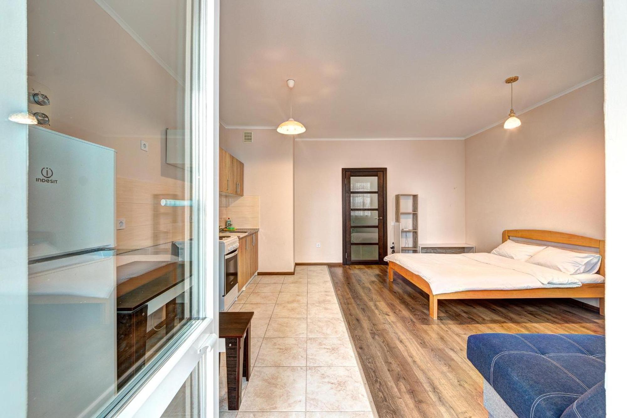 Apartment Voskresenska 18 , Парковые Озера Kiev Ruang foto
