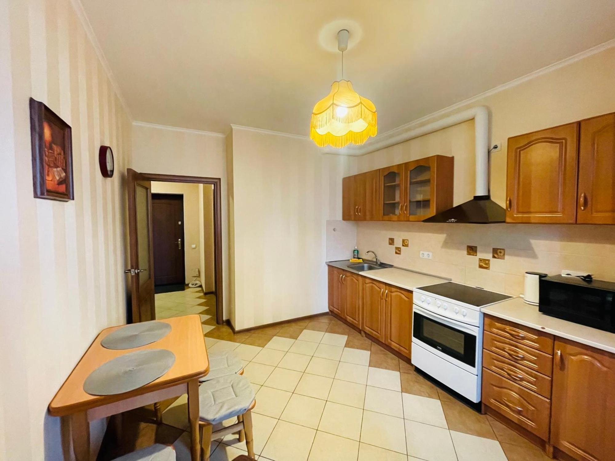 Apartment Voskresenska 18 , Парковые Озера Kiev Ruang foto