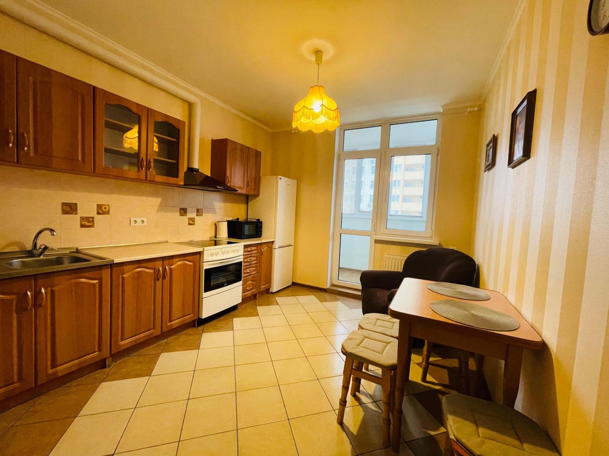 Apartment Voskresenska 18 , Парковые Озера Kiev Ruang foto